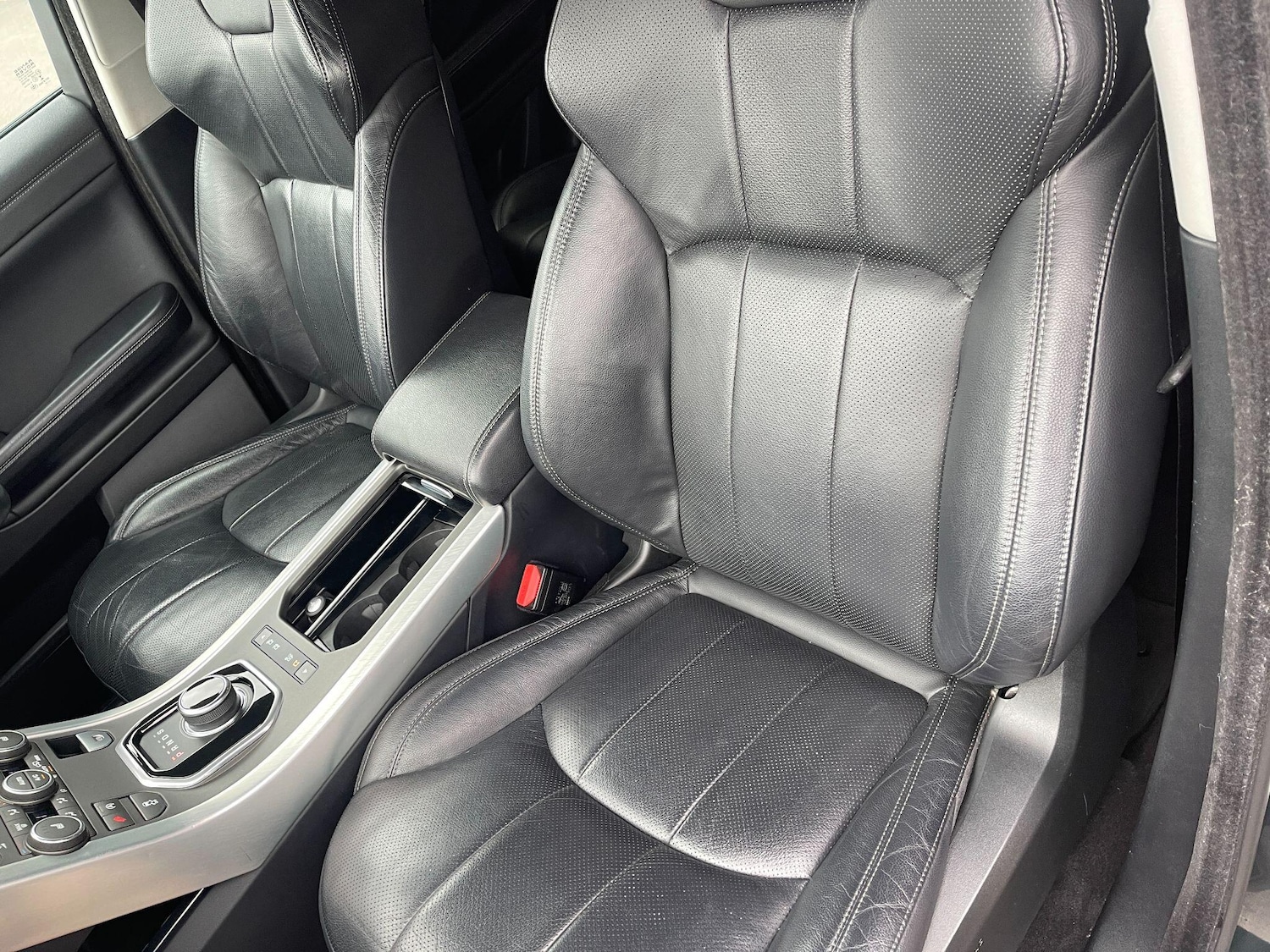 Used Land Rover Range Rover Evoque 2017 for sale - 77632920: Photo 33