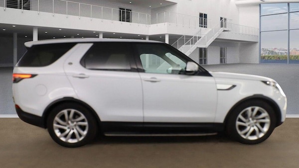 Used Land Rover Discovery 2017 for sale - 76094383: Photo 5
