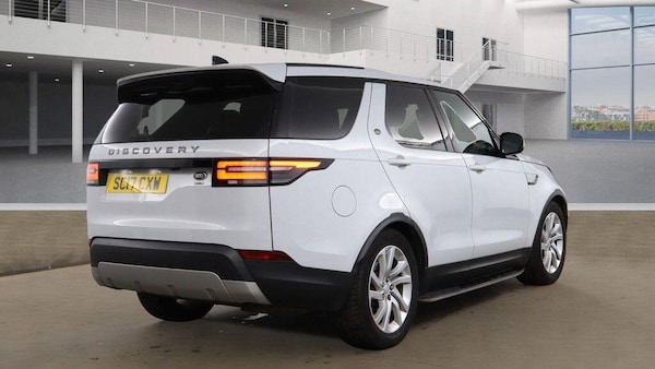 Used Land Rover Discovery 2017 for sale - 76094383: Photo 6
