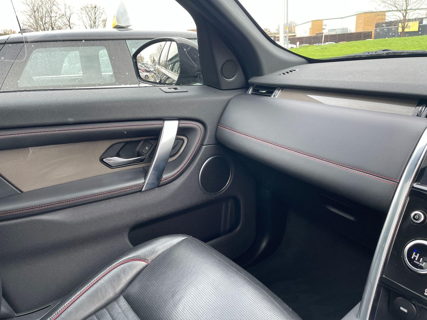 Used Land Rover Discovery Sport 2020 for sale - 76381215: Photo 12