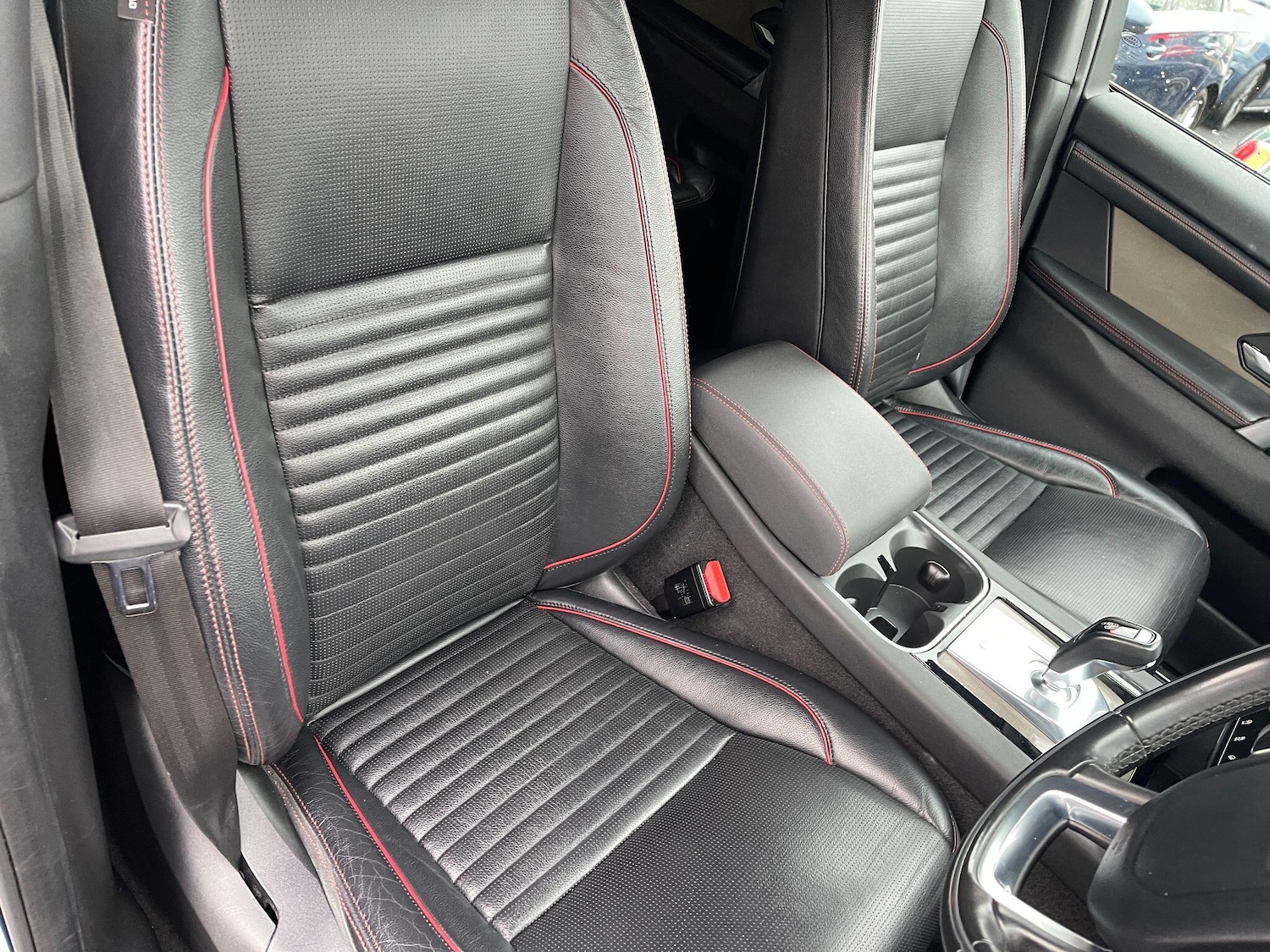 Used Land Rover Discovery Sport 2020 for sale - 76381215: Photo 13