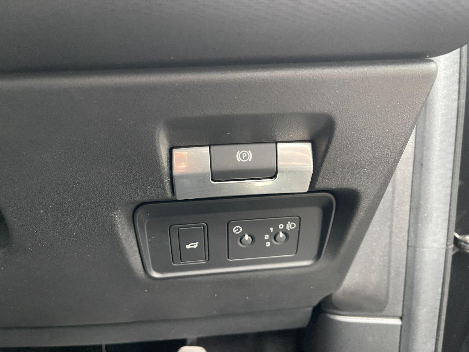 Used Land Rover Discovery Sport 2020 for sale - 76381215: Photo 21