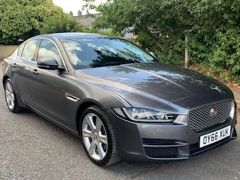 Used Jaguar XE 2016 for sale - 79348281: Photo
