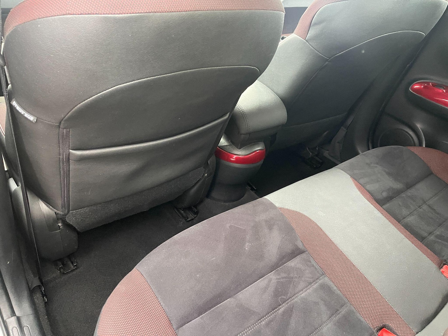 Used Nissan Juke 2018 for sale - 76484408: Photo 38