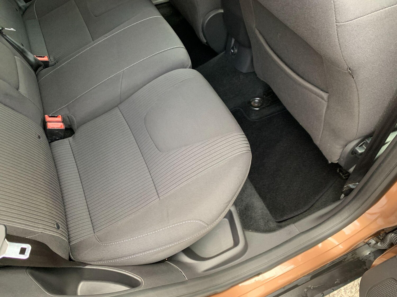 Used Ford Focus 2014 for sale - 76728290: Photo 24