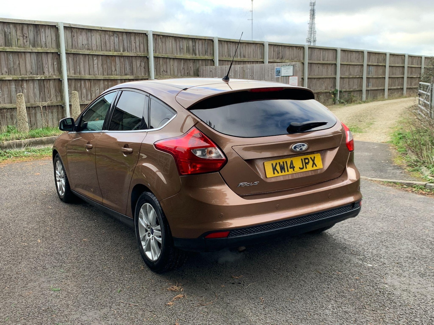 Used Ford Focus 2014 for sale - 76728290: Photo 4