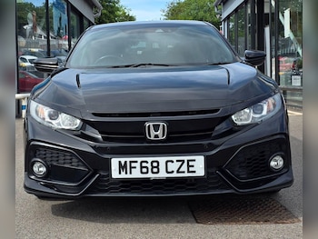 Used Honda Civic 2018 for sale - 79117011: Photo