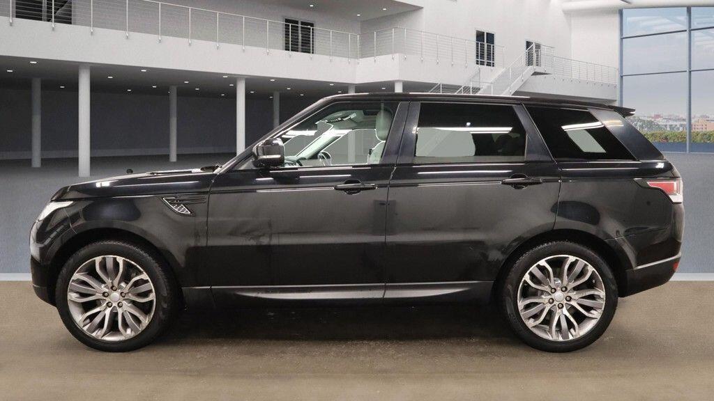 Used Land Rover Range Rover Sport 2016 for sale - 76179581: Photo 4