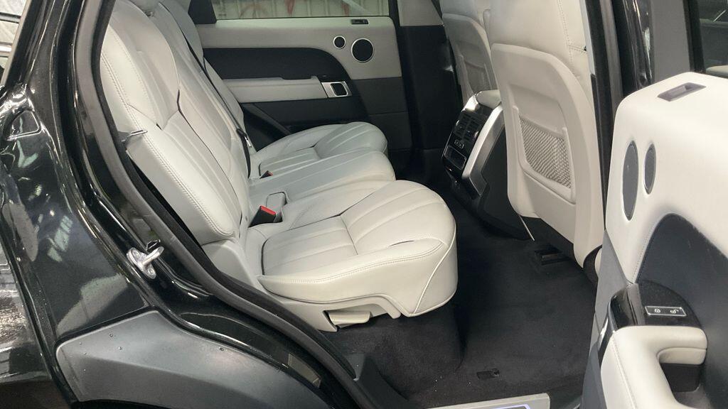 Used Land Rover Range Rover Sport 2016 for sale - 76179581: Photo 7