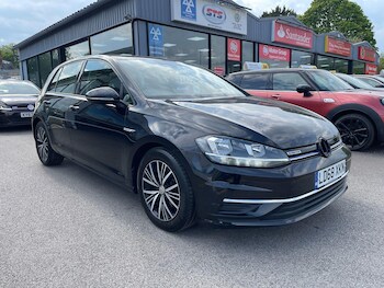 Used Volkswagen Golf 2018 for sale - 78428968: Photo
