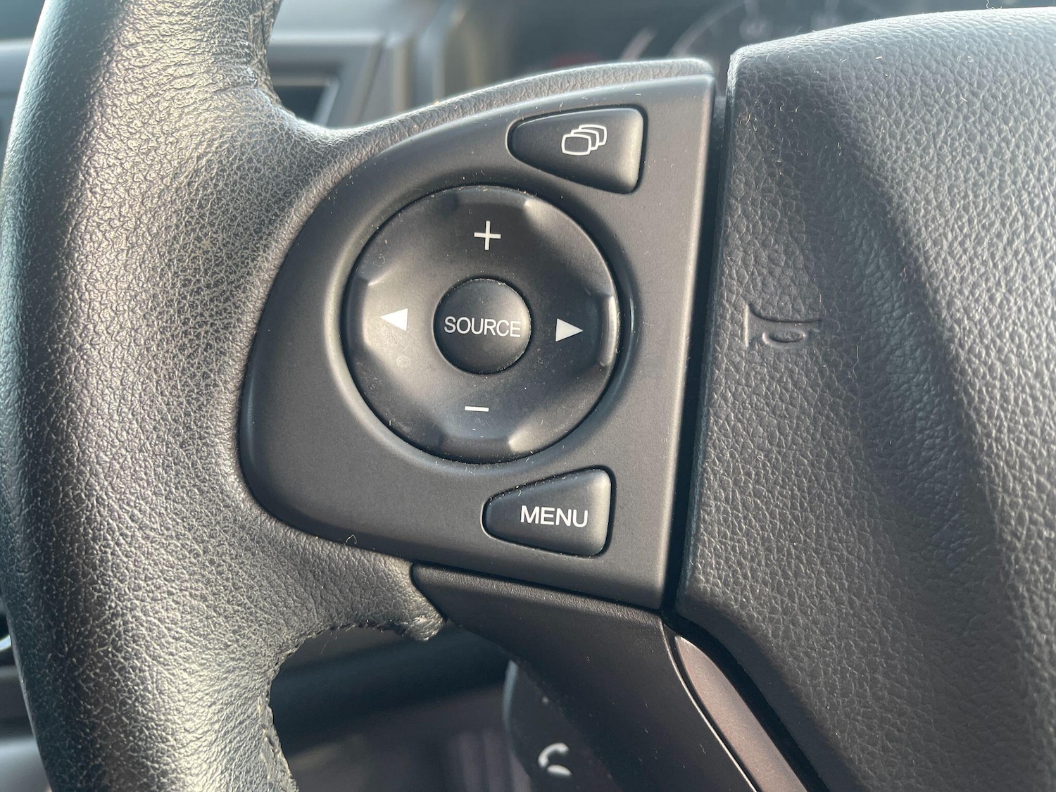 Used Honda CR-V 2014 for sale - 76700733: Photo 18