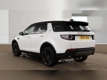 Used Land Rover Discovery Sport 2017 for sale - 78728356: Photo