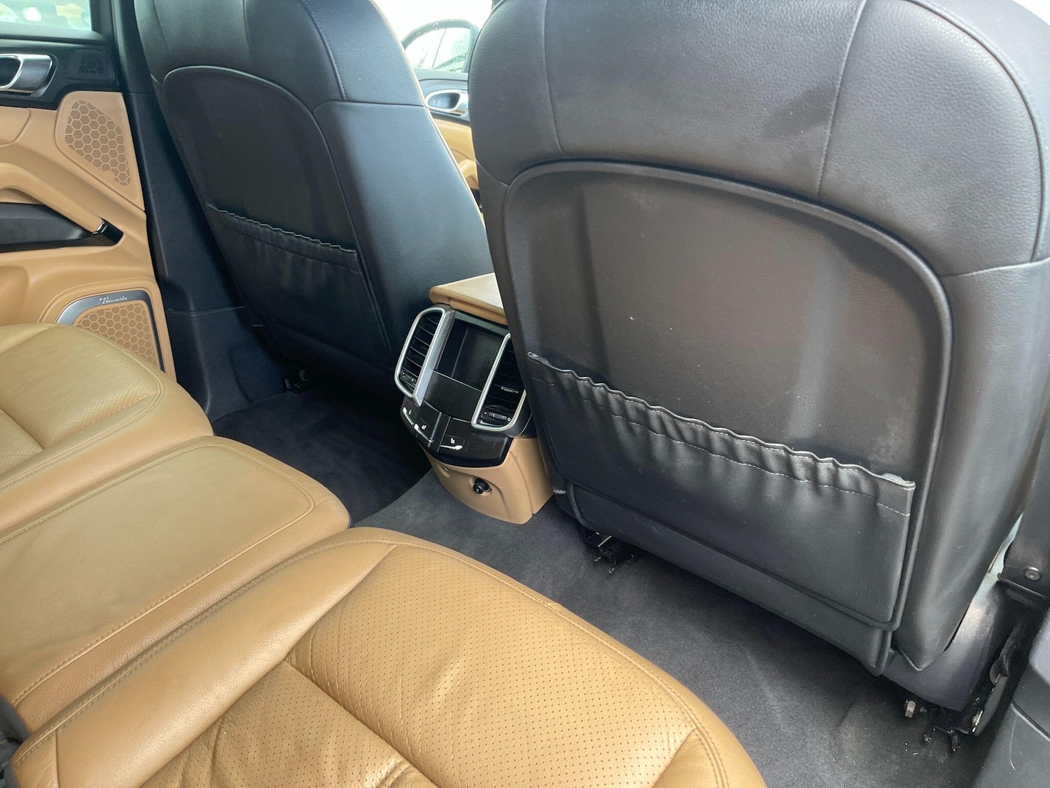 Used Porsche Cayenne 2014 for sale - 77358837: Photo 15