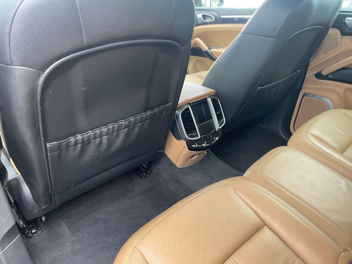 Used Porsche Cayenne 2014 for sale - 77358837: Photo 16