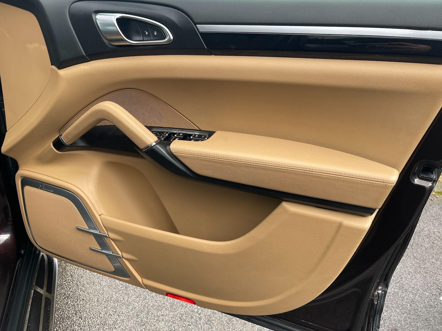 Used Porsche Cayenne 2014 for sale - 77358837: Photo 21