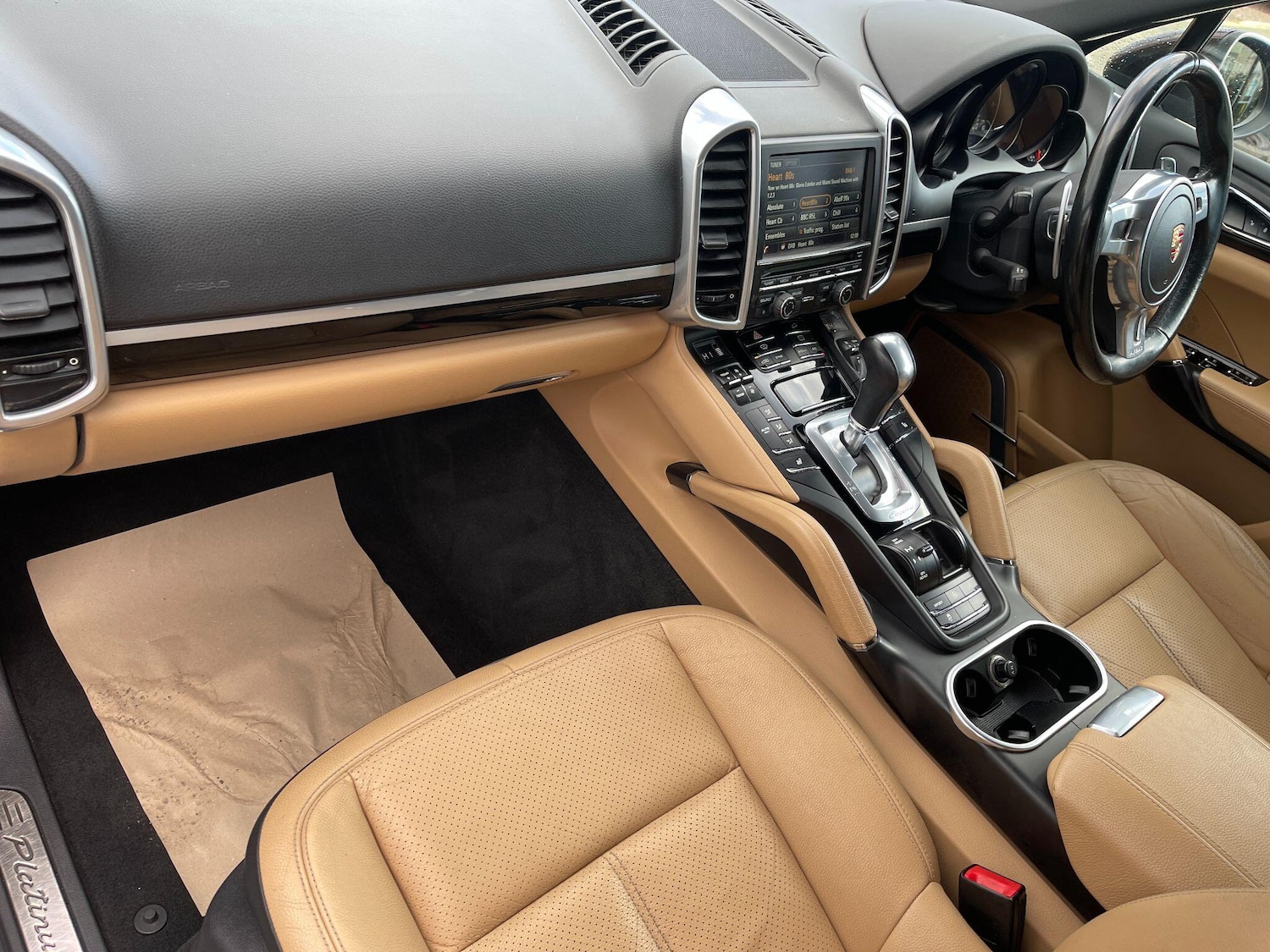 Used Porsche Cayenne 2014 for sale - 77358837: Photo 9