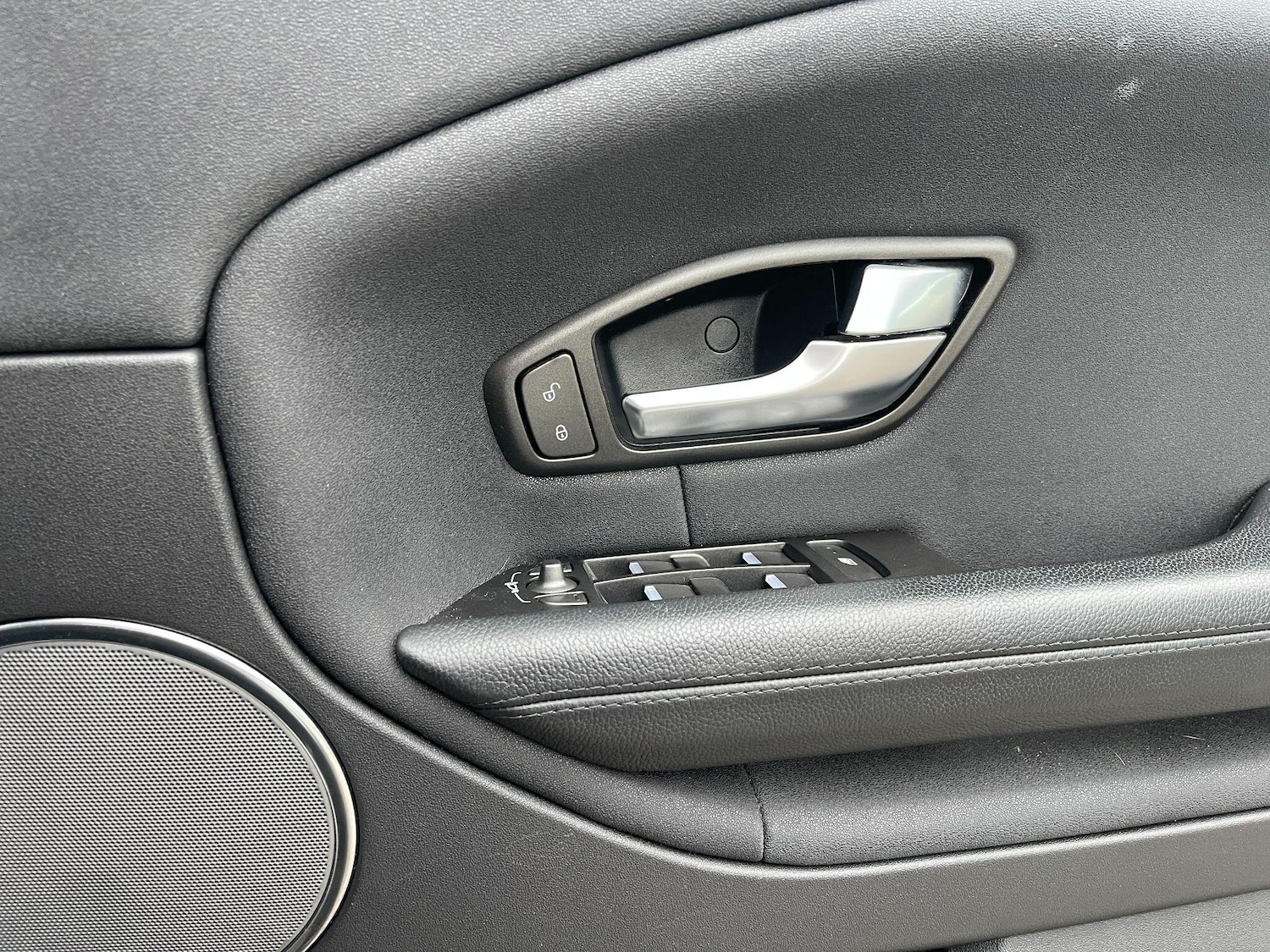 Used Land Rover Range Rover Evoque 2019 for sale - 77049740: Photo 28