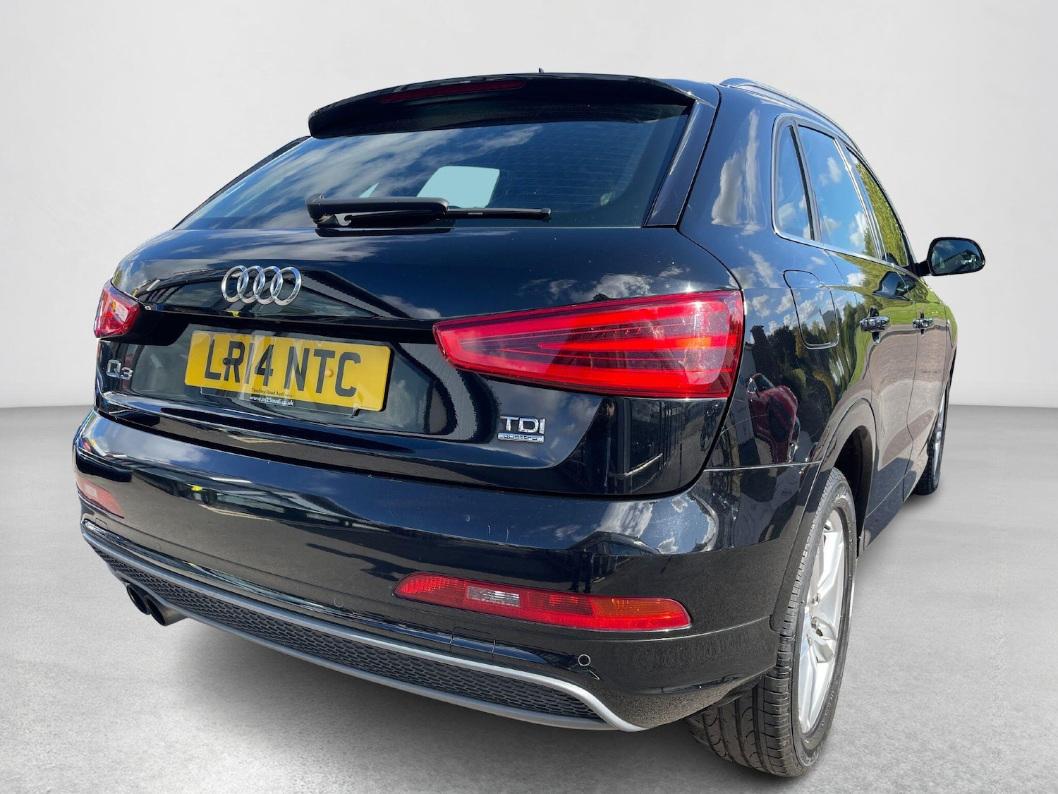 Used Audi Q3 2014 for sale - 76832094: Photo 24