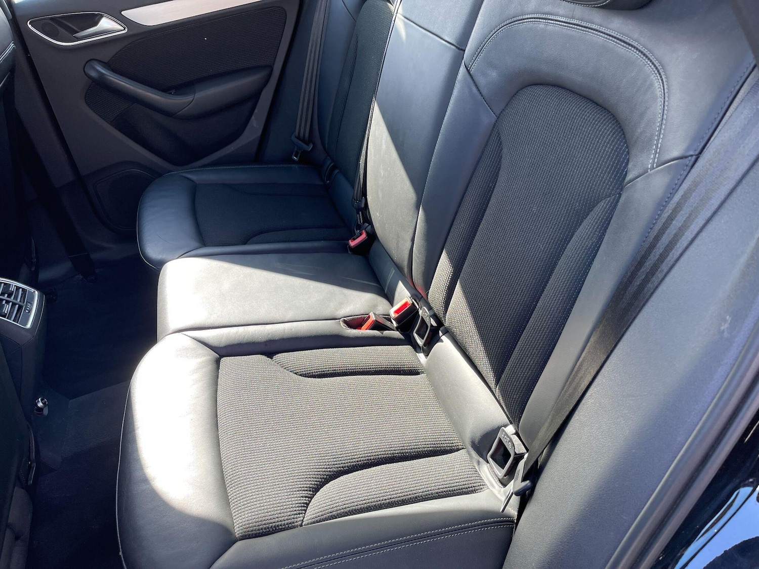 Used Audi Q3 2014 for sale - 76832094: Photo 30