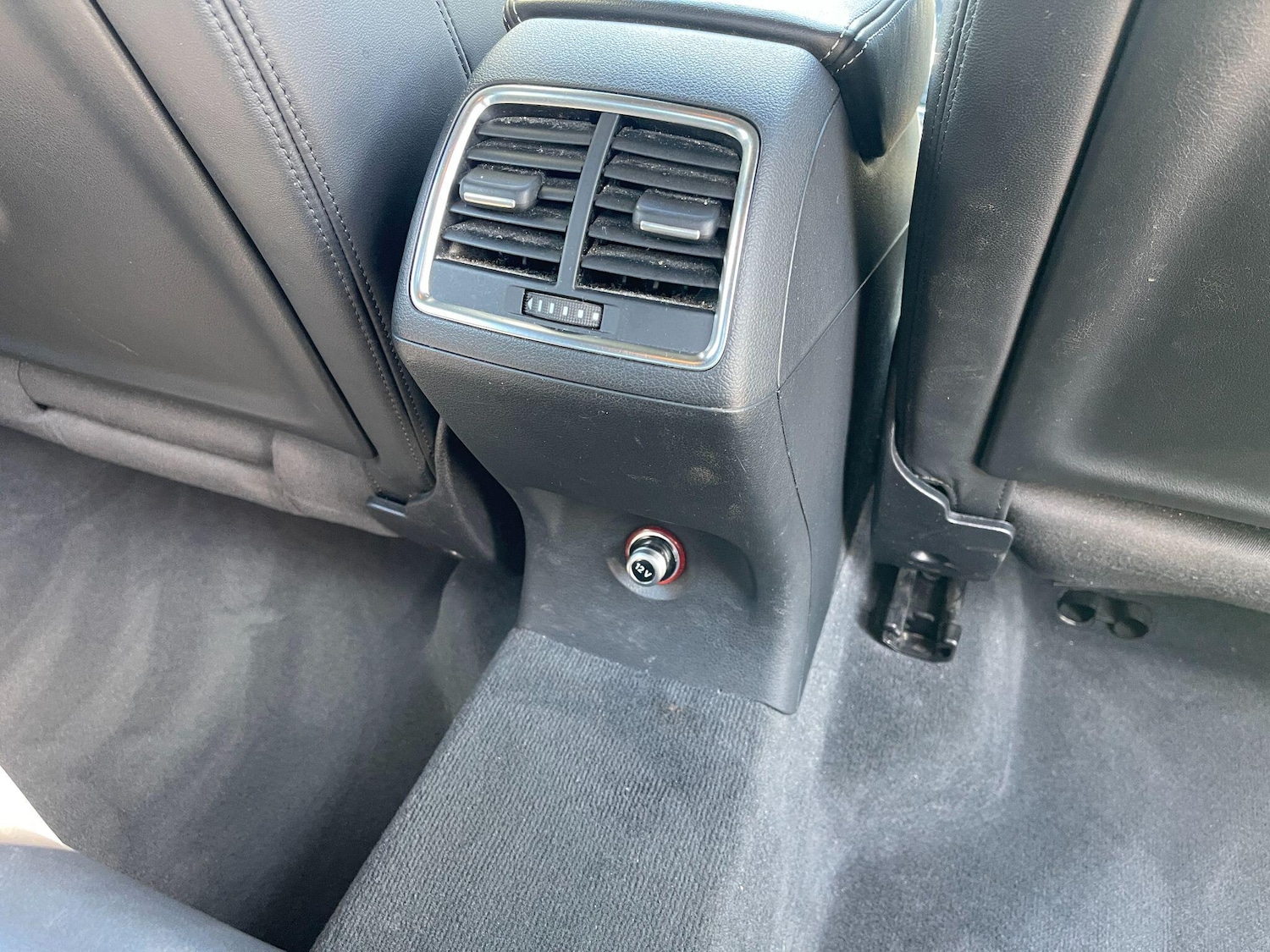 Used Audi Q3 2014 for sale - 76832094: Photo 35