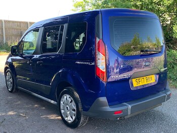 Used Ford Tourneo Connect 2017 for sale - 78156859: Photo