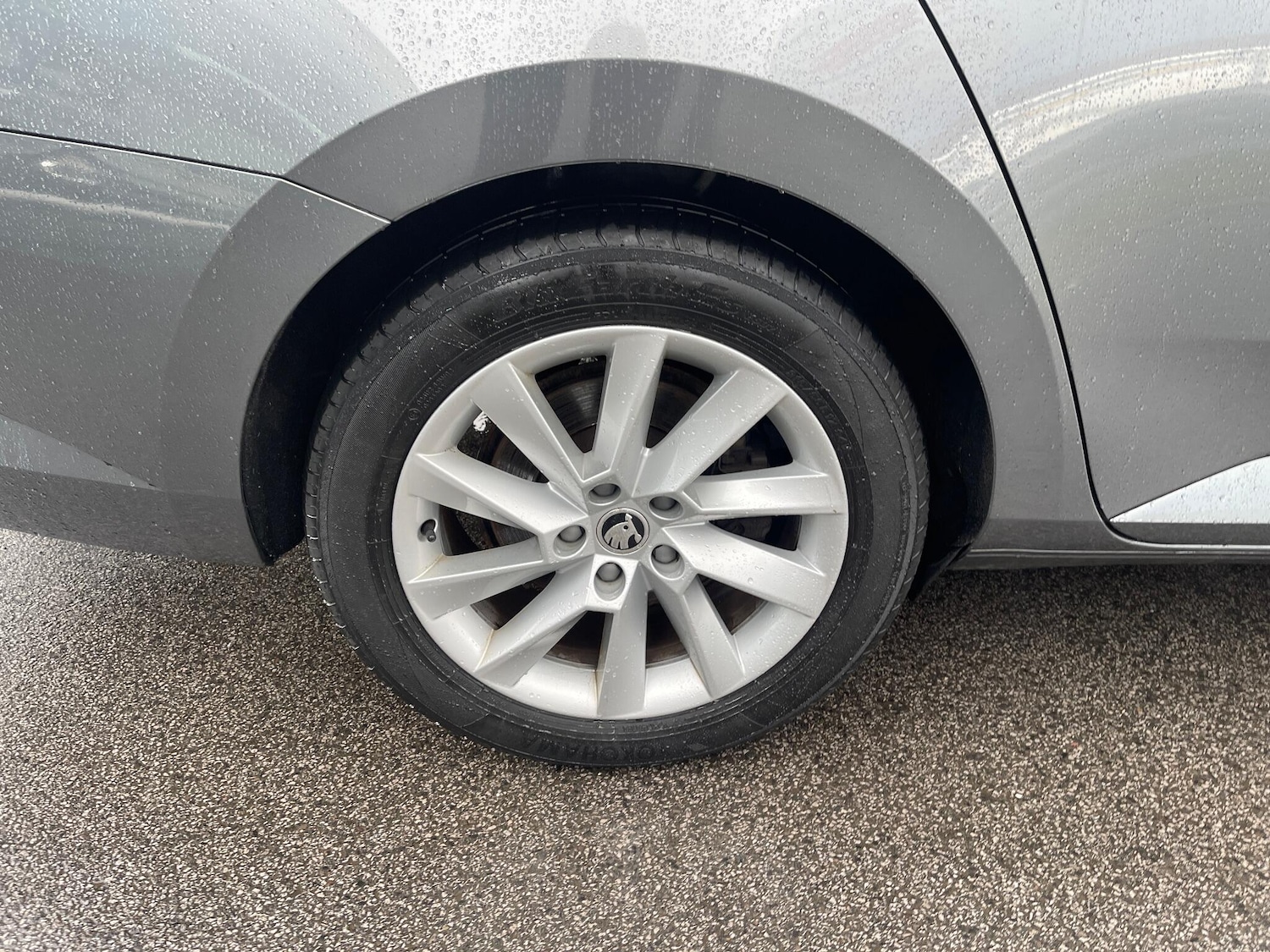 Used Skoda Superb 2021 for sale - 77131003: Photo 28