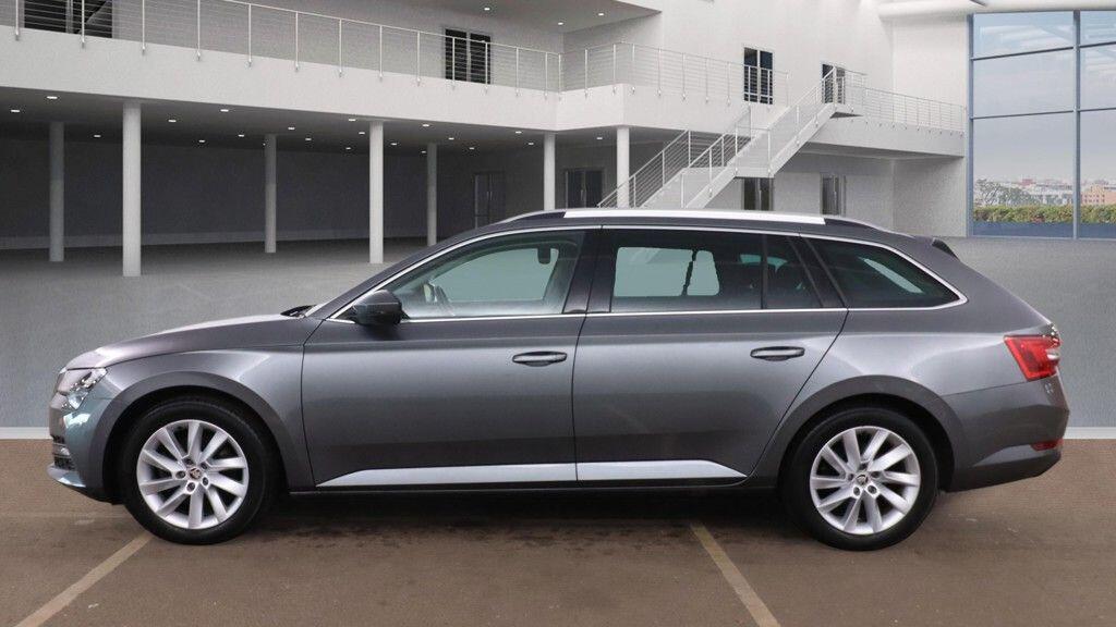 Used Skoda Superb 2021 for sale - 77131003: Photo 8