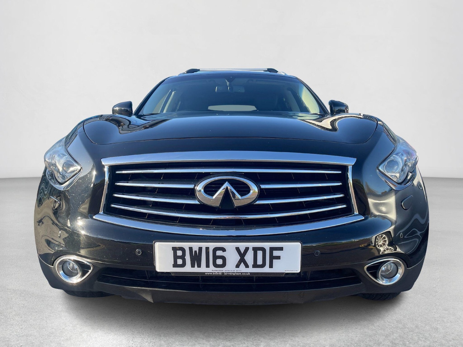 Used Infiniti QX70 2016 for sale - 76370369: Photo 12