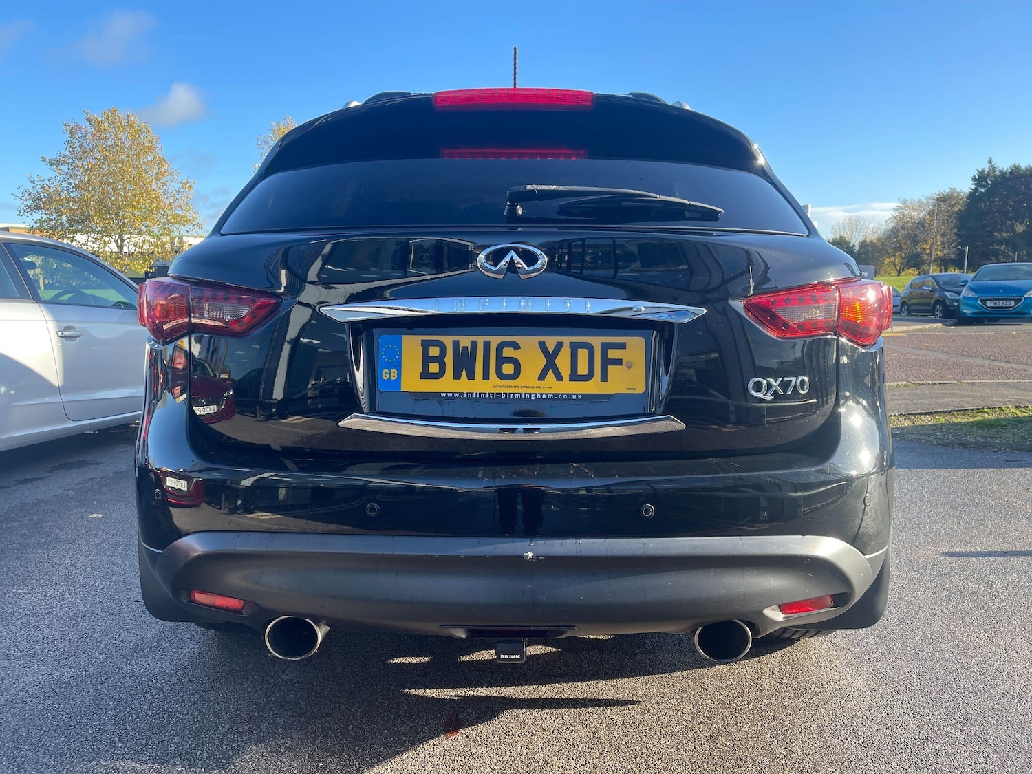 Used Infiniti QX70 2016 for sale - 76370369: Photo 23