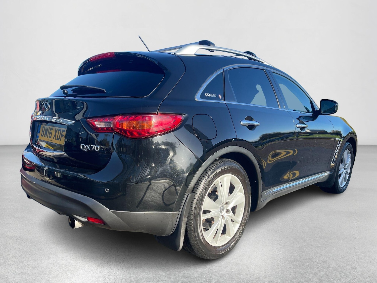 Used Infiniti QX70 2016 for sale - 76370369: Photo 25