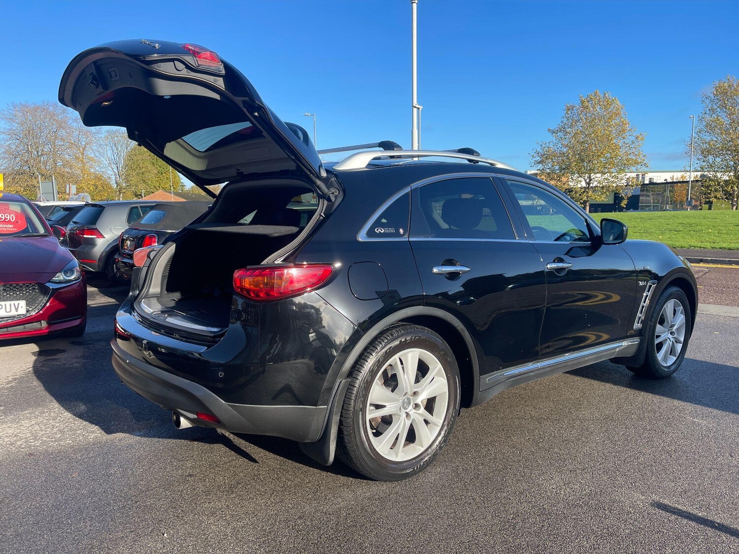 Used Infiniti QX70 2016 for sale - 76370369: Photo 28