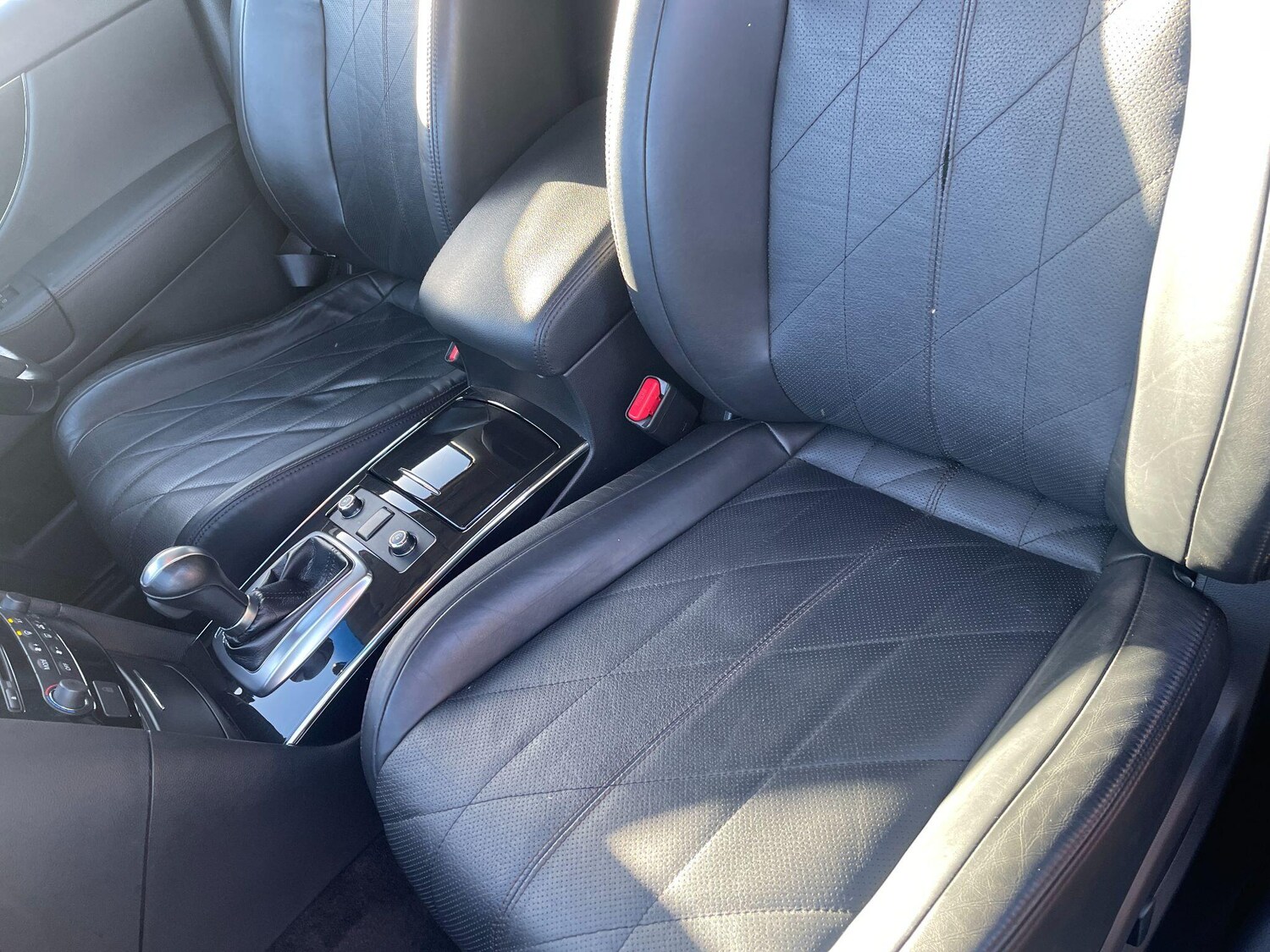 Used Infiniti QX70 2016 for sale - 76370369: Photo 62