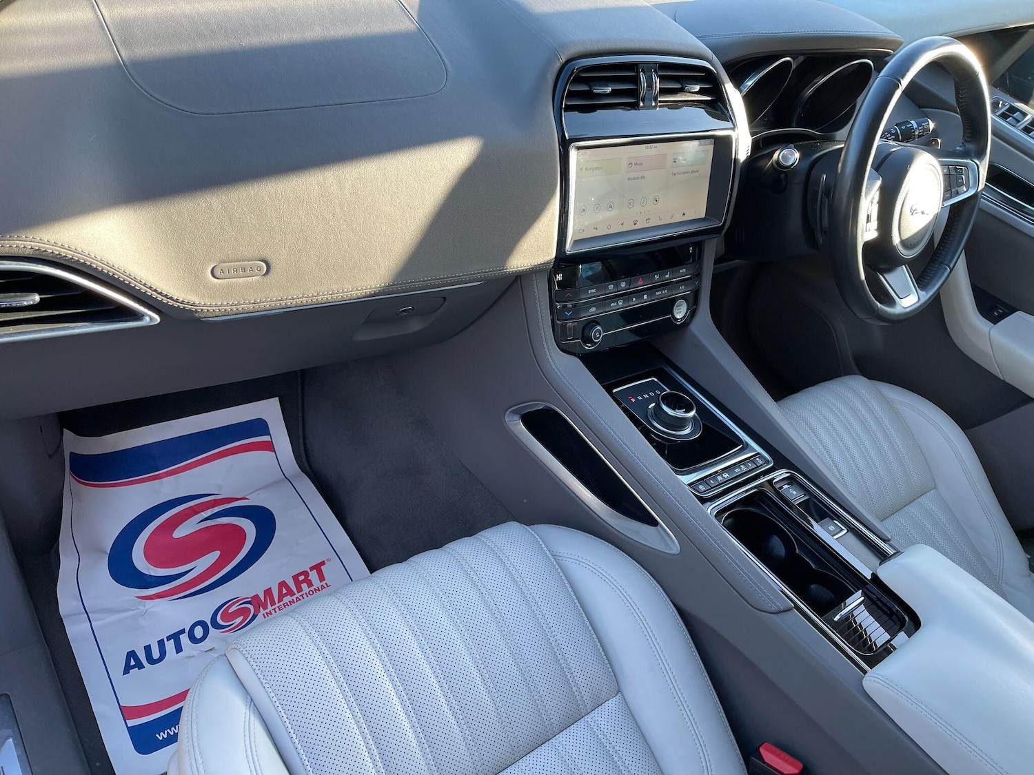 Used Jaguar F-Pace 2019 for sale - 78058853: Photo 10