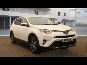 2017 (17) - 2.0 D-4D Business Edition TSS 5dr 2WD