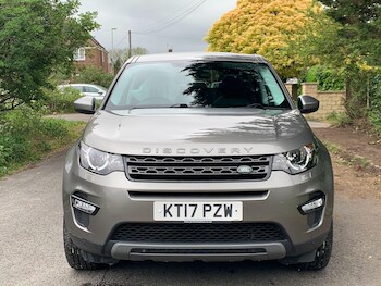 Used Land Rover Discovery Sport 2017 for sale - 78334751: Photo