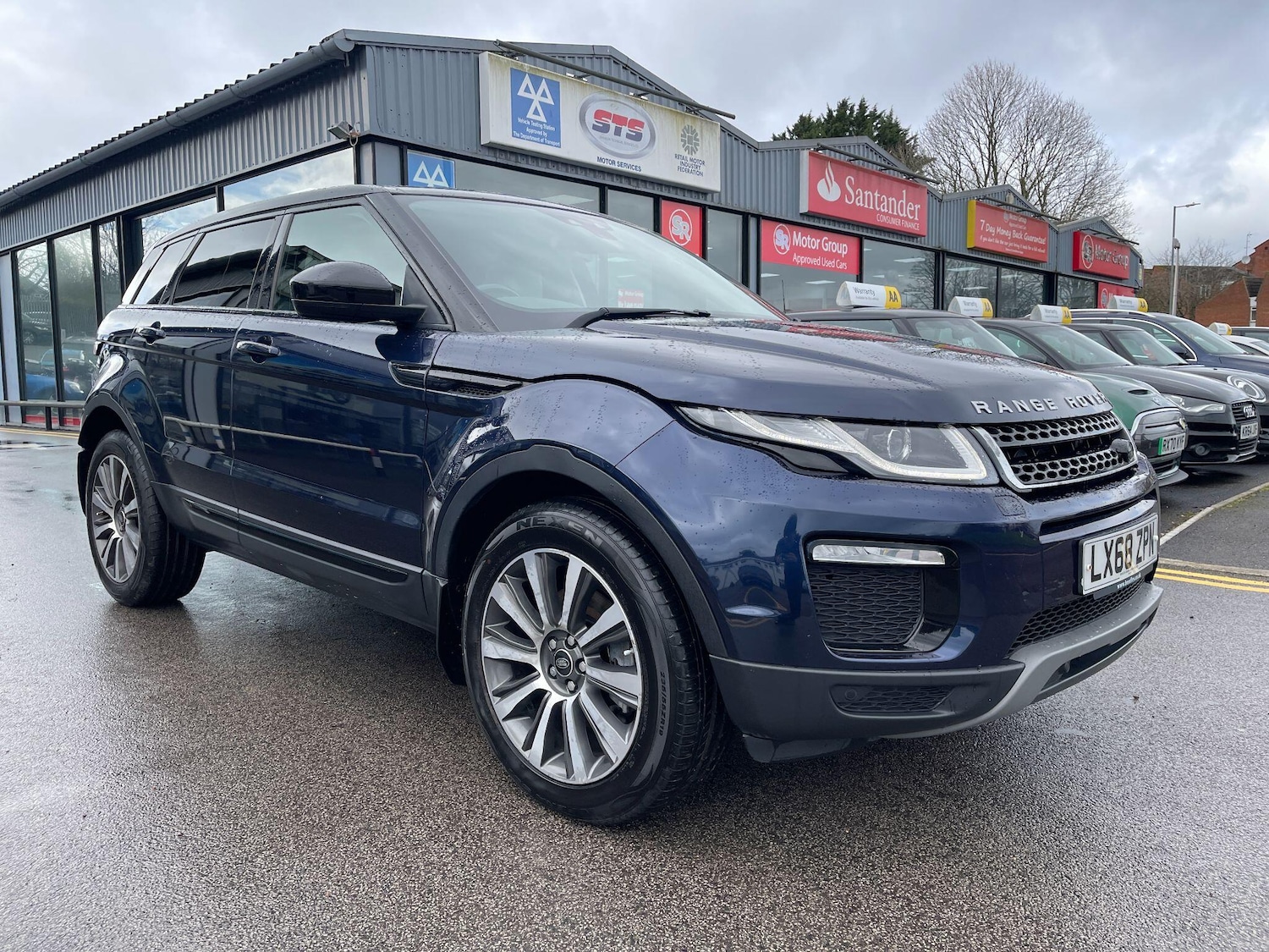Used Land Rover Range Rover Evoque 2018 for sale - 77705615: Photo 2