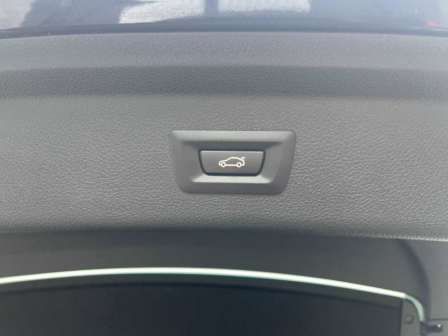 Used BMW 3 Series 2018 for sale - 77853374: Photo 19