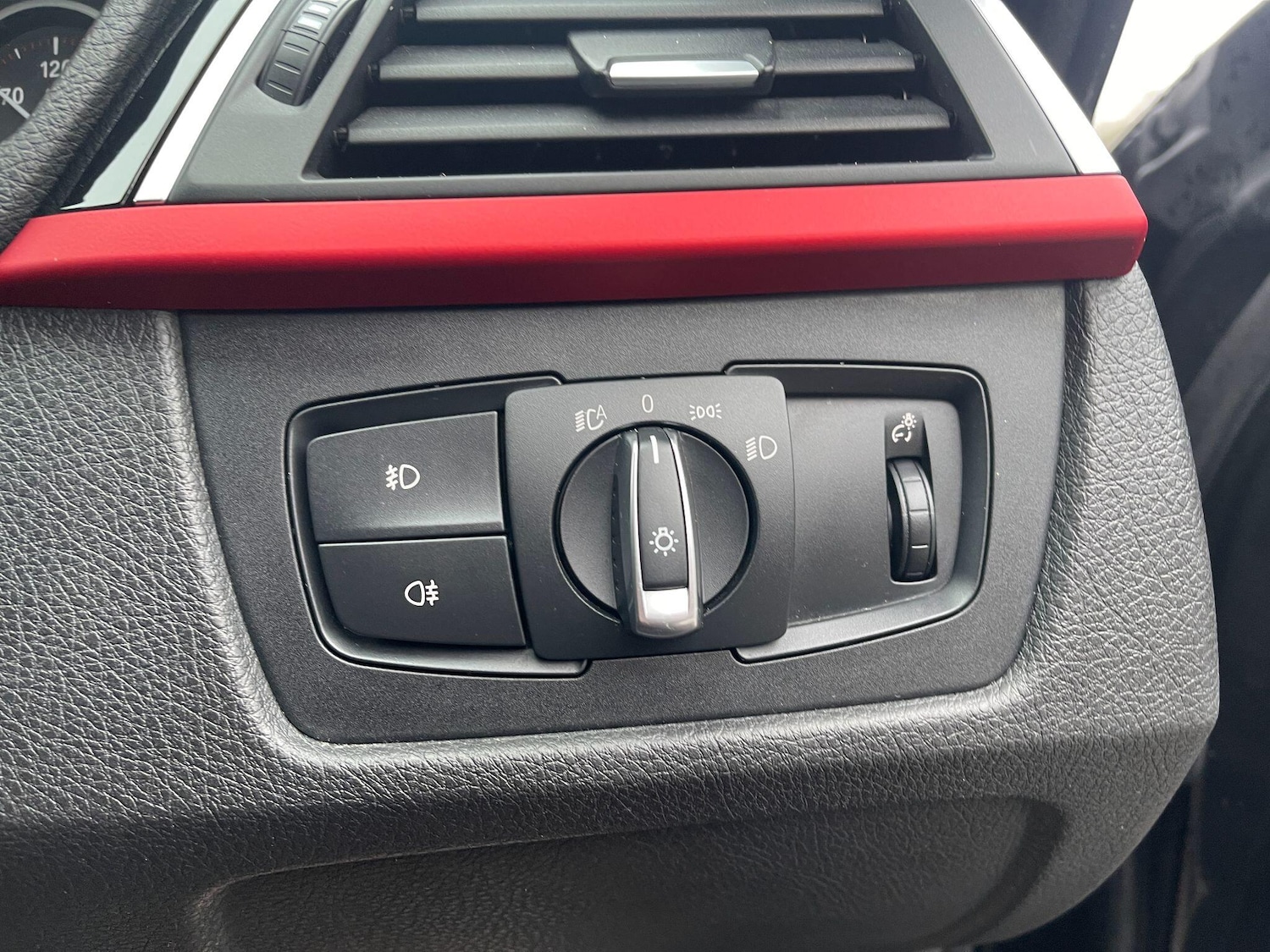 Used BMW 3 Series 2018 for sale - 77853374: Photo 20