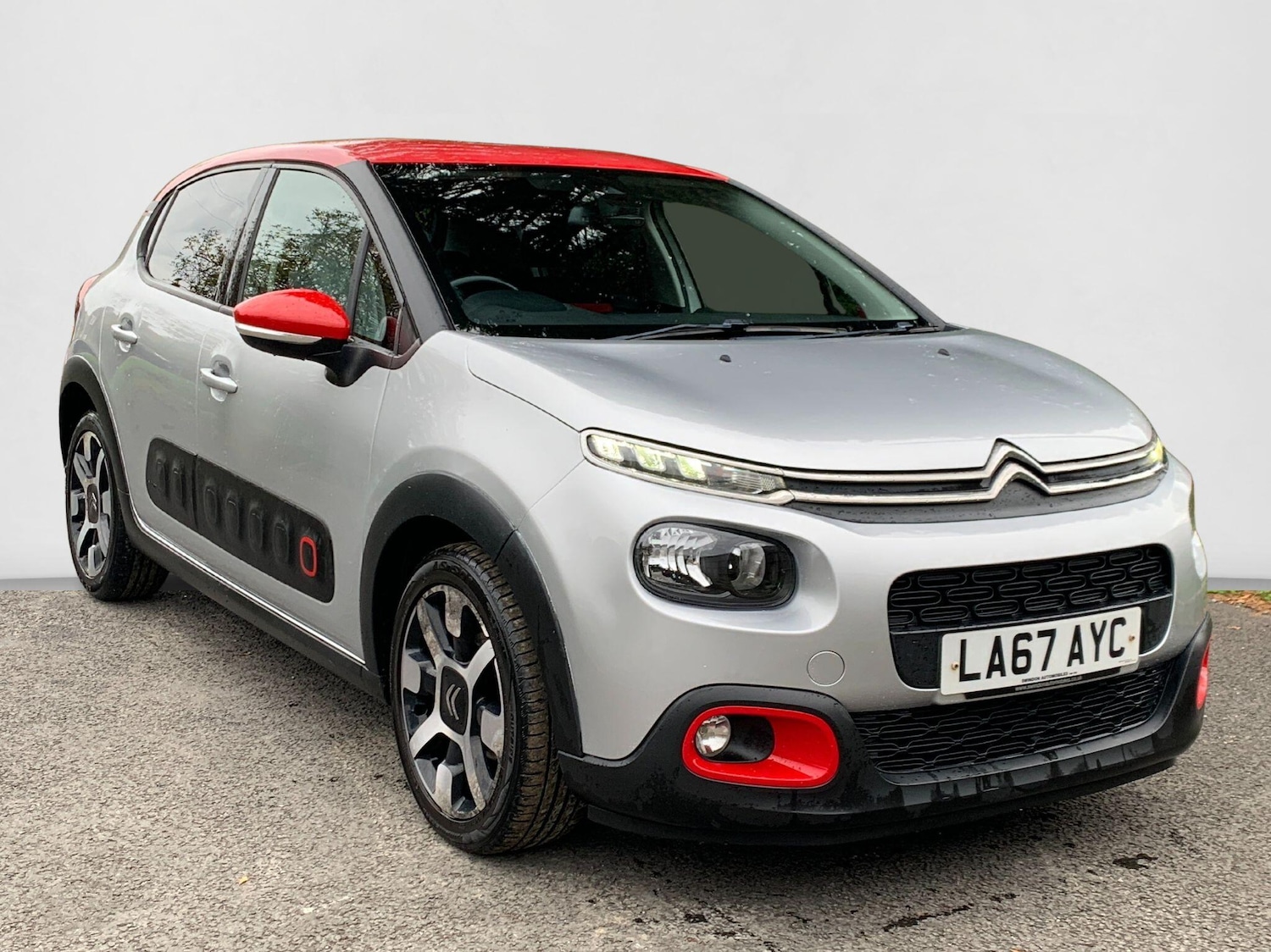 Used Citroen C3 2018 for sale - 76109343: Photo 1