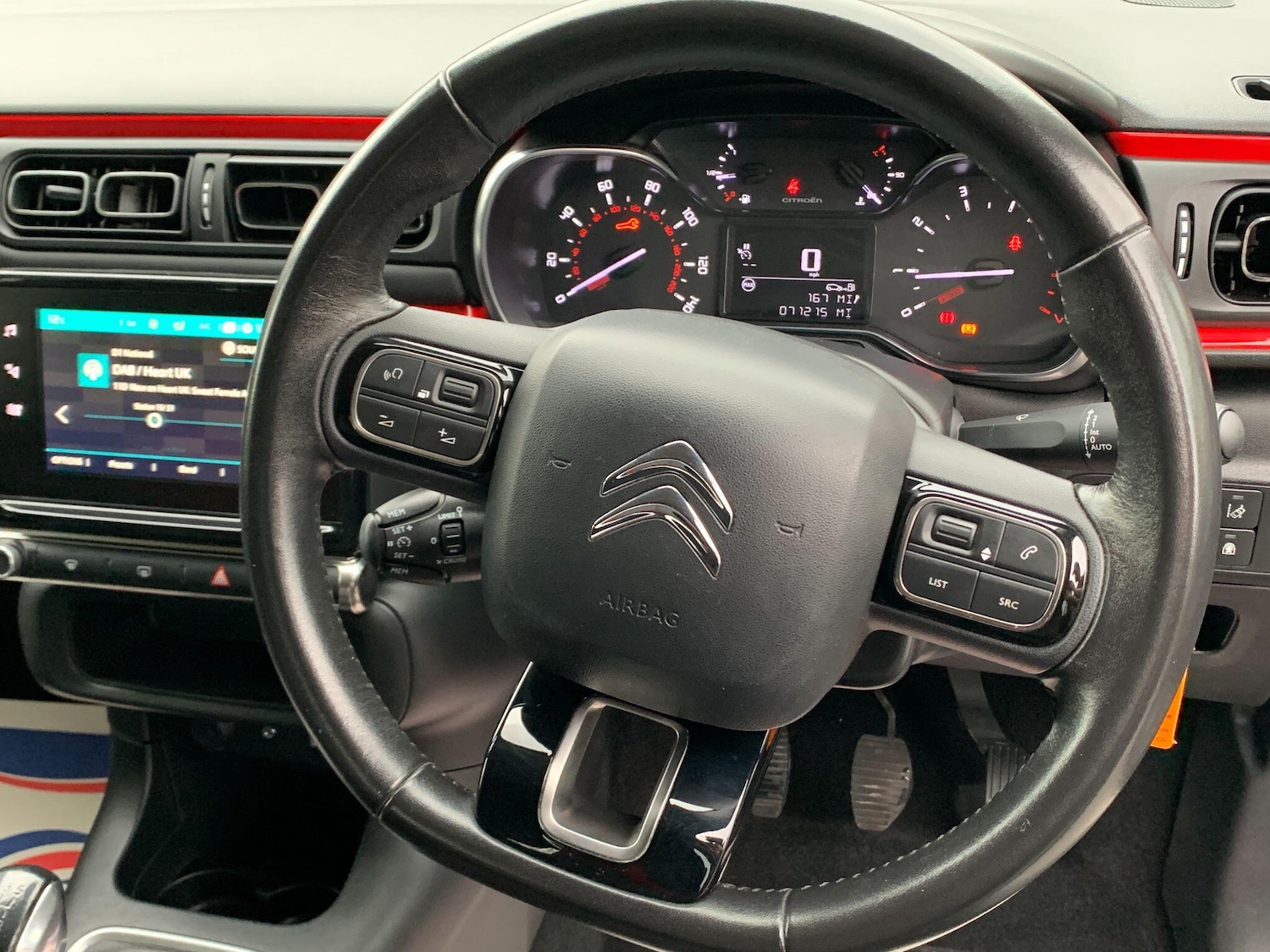 Used Citroen C3 2018 for sale - 76109343: Photo 8