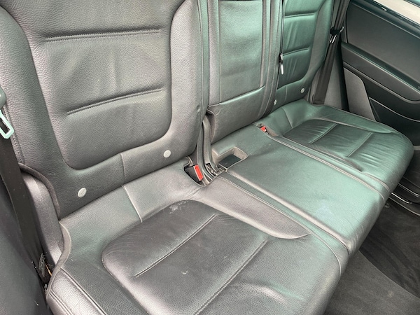 Used Volkswagen Touareg 2012 for sale - 76179552: Photo 40