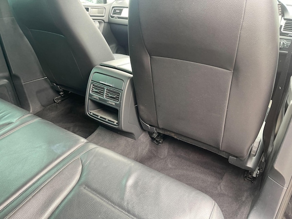 Used Volkswagen Touareg 2012 for sale - 76179552: Photo 43