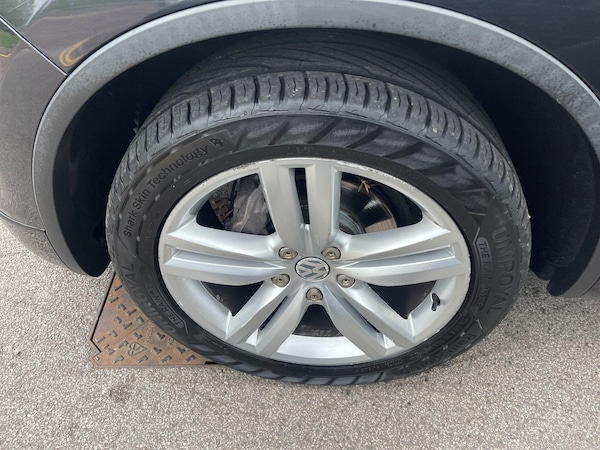 Used Volkswagen Touareg 2012 for sale - 76179552: Photo 51