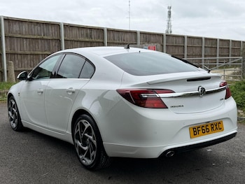 Used Vauxhall Insignia 2016 for sale - 77768805: Photo