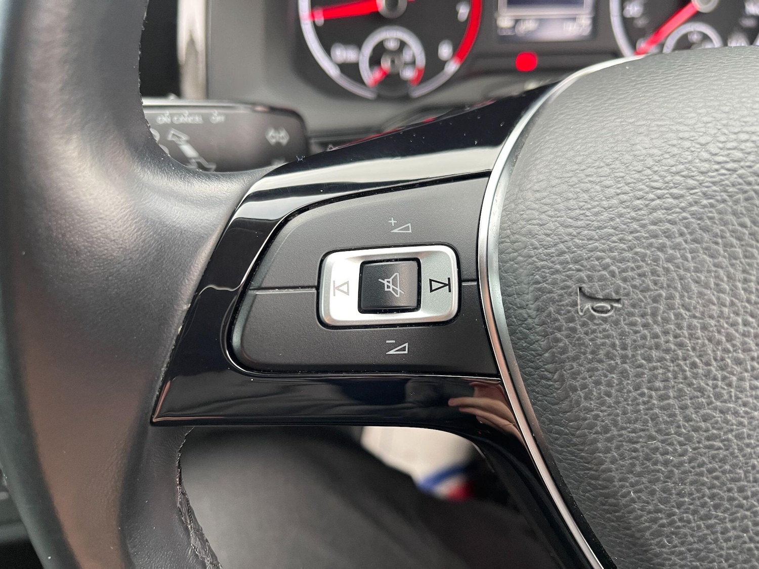 Used Volkswagen Polo 2019 for sale - 77238032: Photo 17