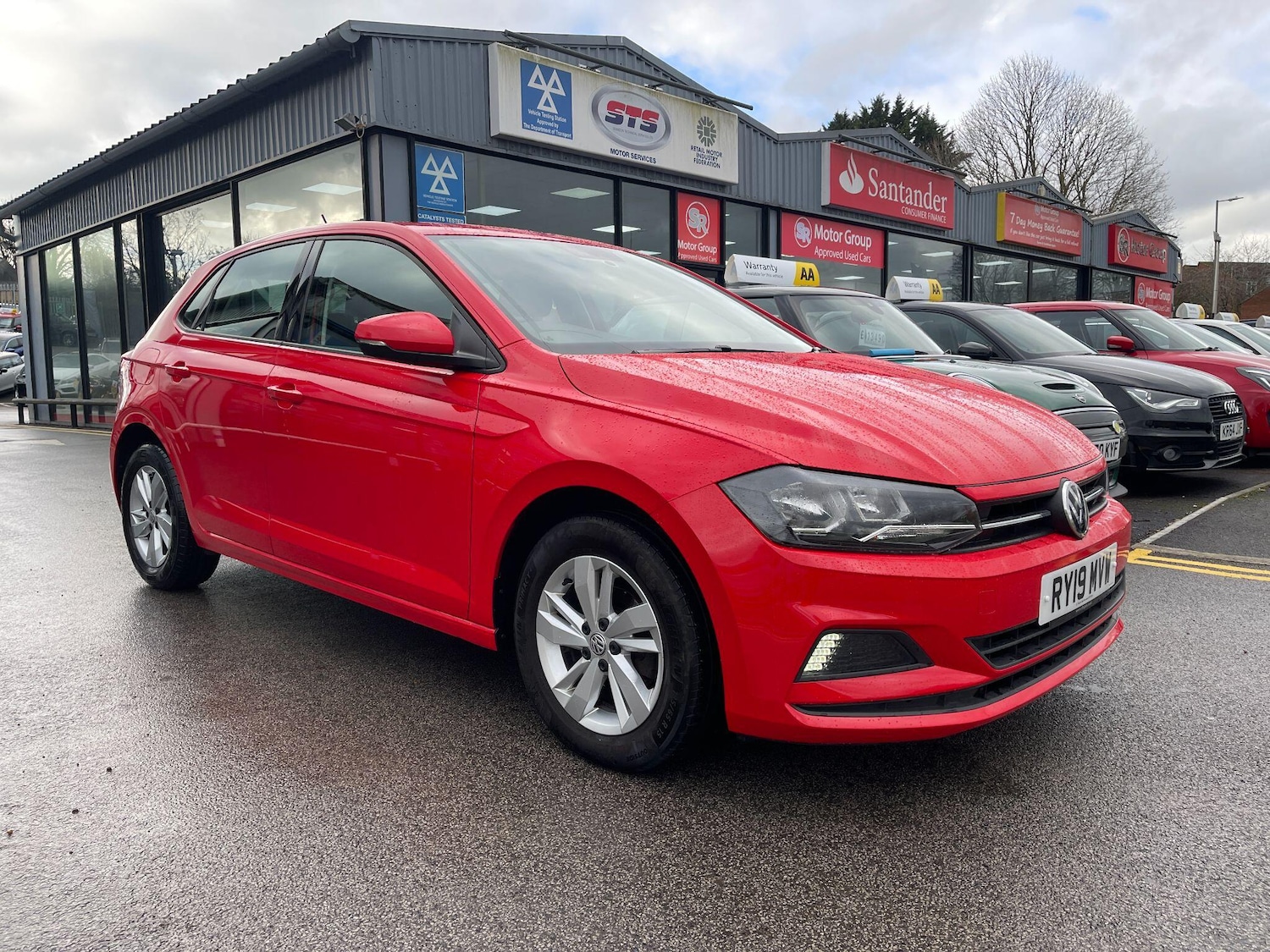 Used Volkswagen Polo 2019 for sale - 77238032: Photo 2