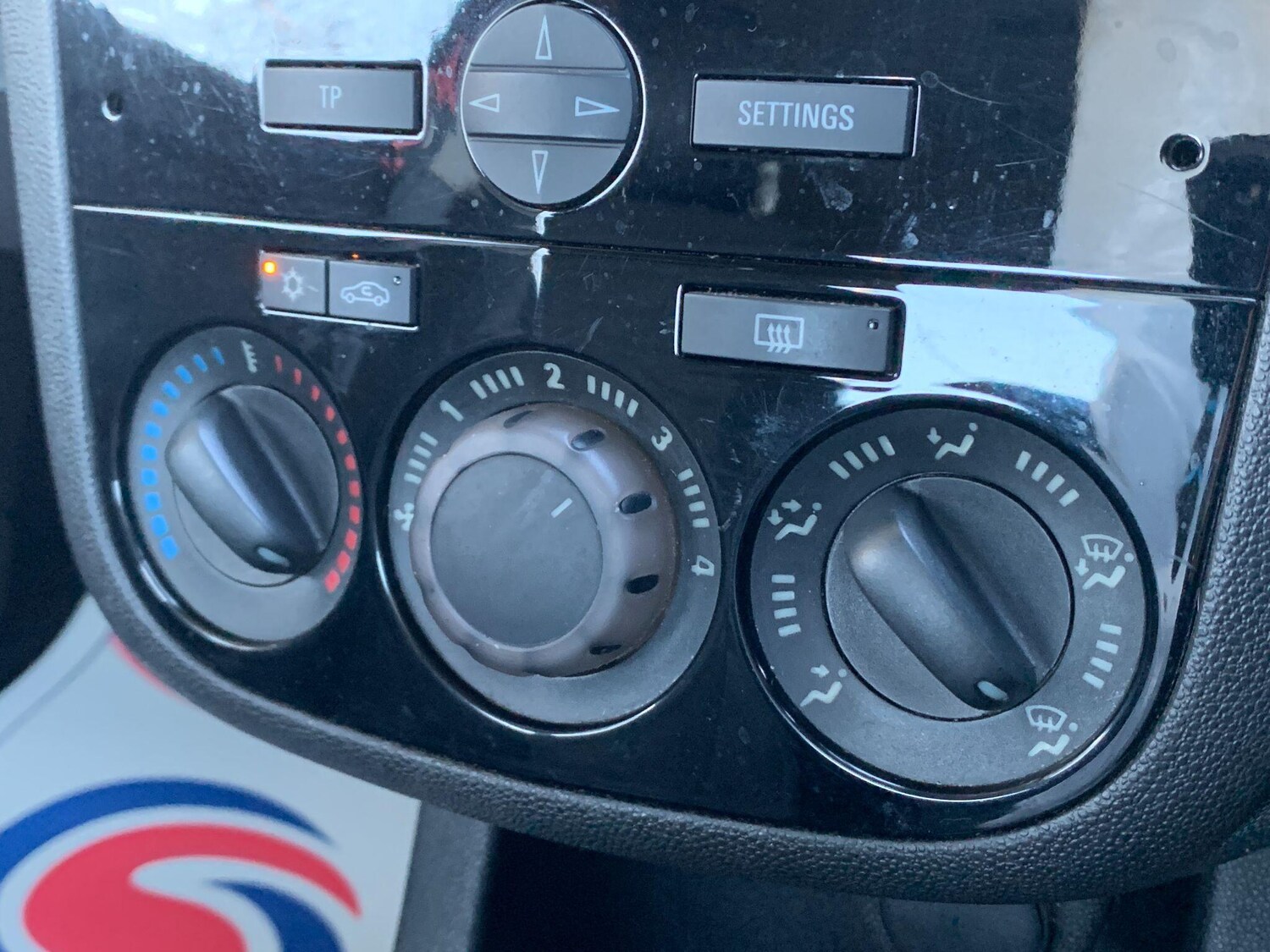 Used Vauxhall Corsa for sale - 77497078: Photo 12