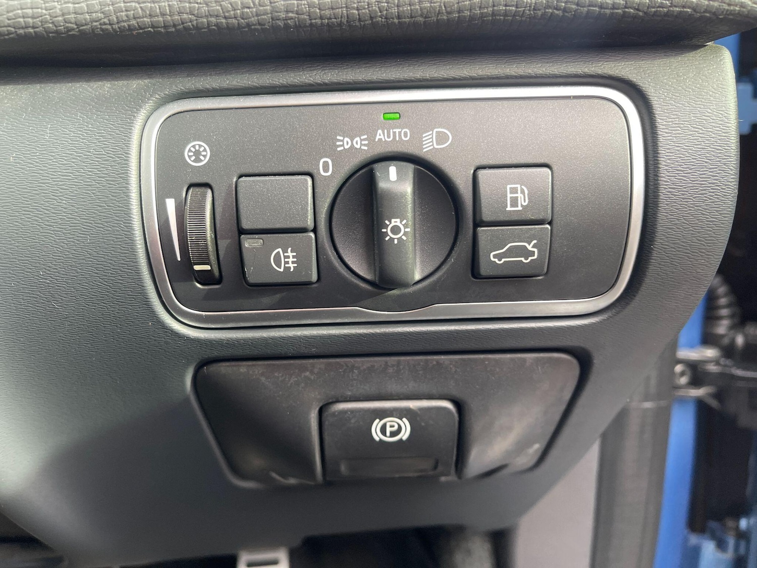 Used Volvo XC60 2016 for sale - 77238017: Photo 20