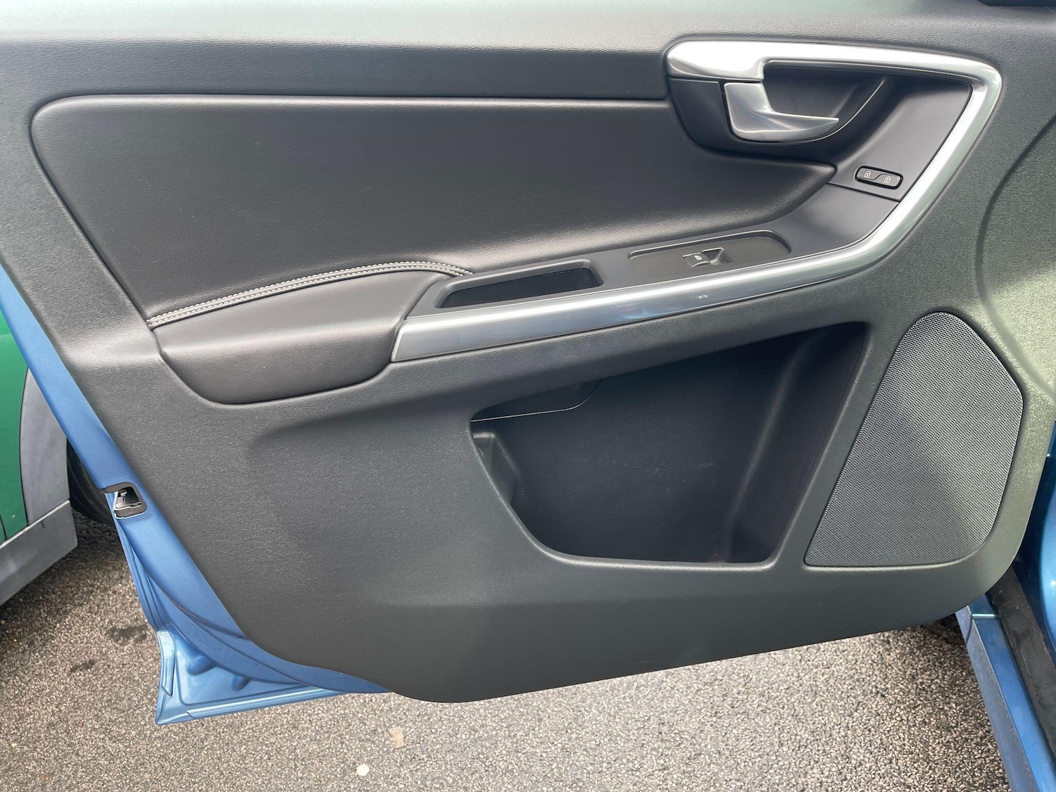 Used Volvo XC60 2016 for sale - 77238017: Photo 25