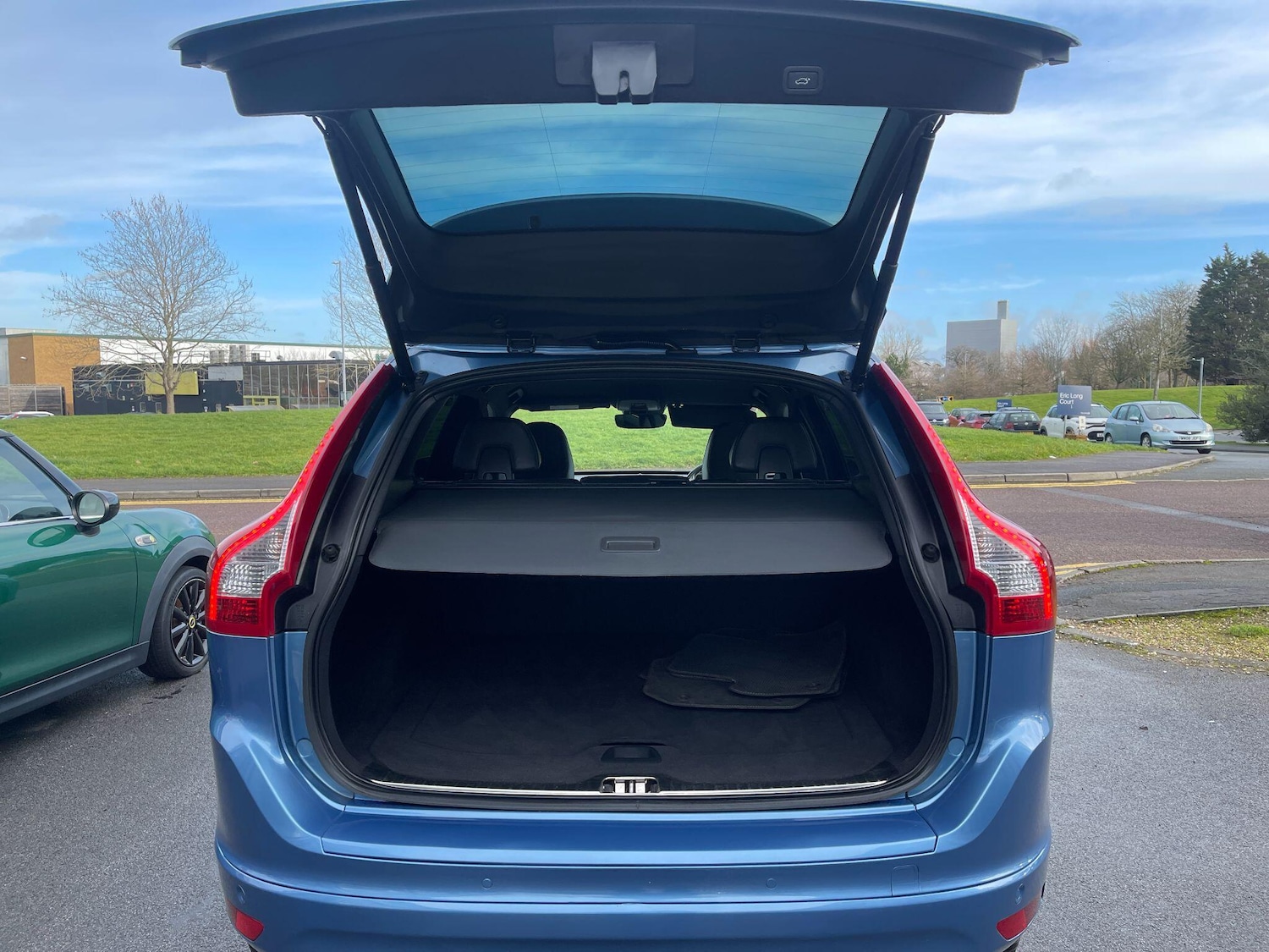 Used Volvo XC60 2016 for sale - 77238017: Photo 34